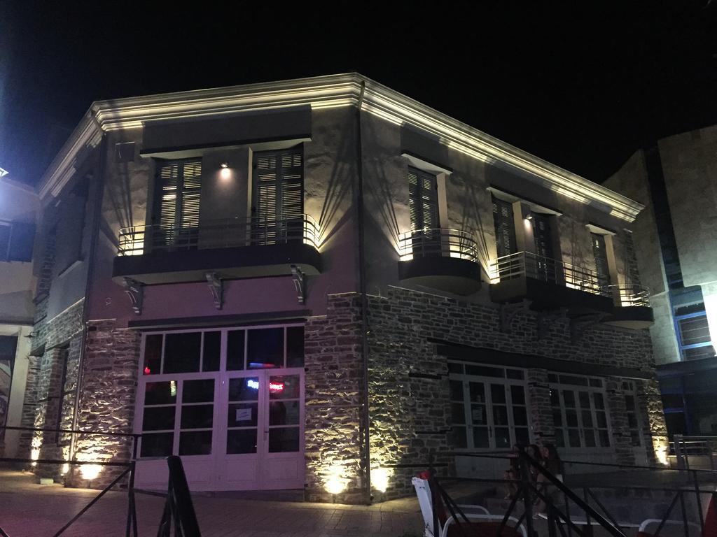 Klities Guest House Polýgyros Екстериор снимка